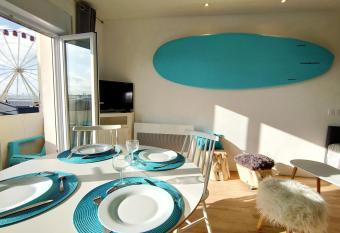 PADDLE - Vue Mer - 100M PLAGE has Balcony rooms