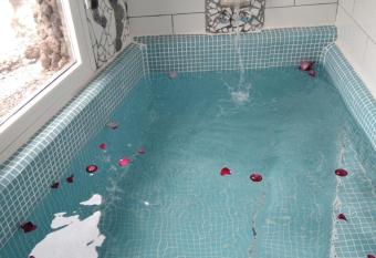 Romantic Atlantic allows 18 year olds to book a room