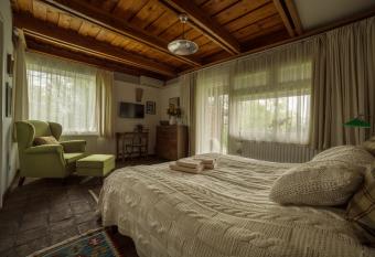 K  li Art Inn Panzi   has Balcony rooms