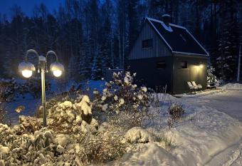 Putnu pirts allows 18 year olds to book a room