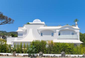 Ischia Mavilan Luxury Apartments has Balcony rooms