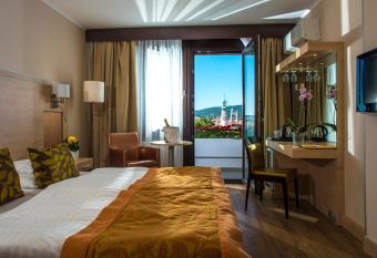 Hotel Sopron has Balcony rooms