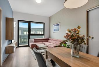 Metropolitan Star Apart Hotel has Balcony rooms