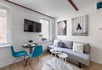 Boat City Aparts - Pozna  ska 20 has Balcony rooms