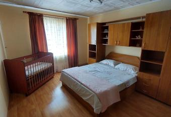 Apartament Natalie&Helen has Balcony rooms