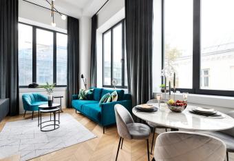 Bob W Duo Lofts allows 18 year olds to book a room