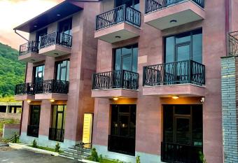 Harmony Guest House has Balcony rooms