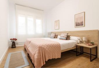 Elegante y Reci  n Reformado en Abando has Balcony rooms