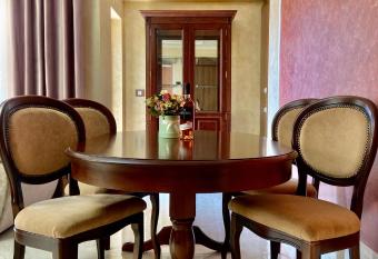 The Vintage Residence of Constanta has Balcony rooms