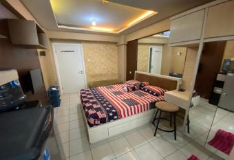 Apartemen Green Pramuka City Executive has Balcony rooms