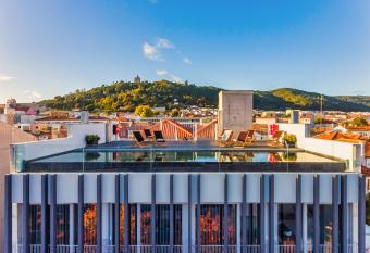 Flag Design Hotel has Balcony rooms
