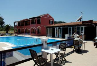 EKTOR APARTMENTS @SWIMMING POOL has Balcony rooms