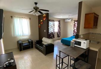 Departamento planta alta allows 18 year olds to book a room