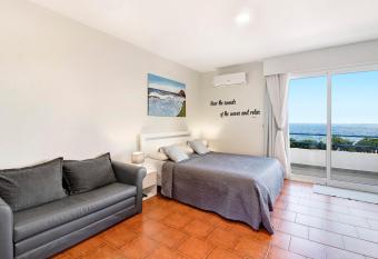 Ninho Gaivota has Balcony rooms