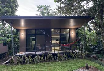 Bongalow Villa Sarchi has Balcony rooms