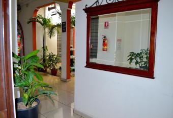 Hotel Bella Luz Centro Historico allows 18 year olds to book a room