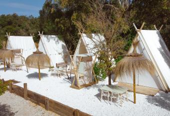 Kampaoh Valdevaqueros allows 18 year olds to book a room