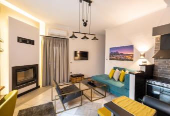 Oikion Meteora Home 3 has Balcony rooms