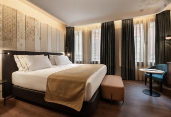   urea Palacio de Correos by Eurostars Hotel Company allows 18 year olds to book a room