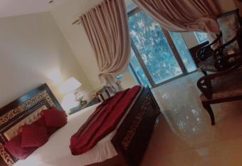 Hotel Versa Apartment and lodges gulberg3 Lahore has Balcony rooms