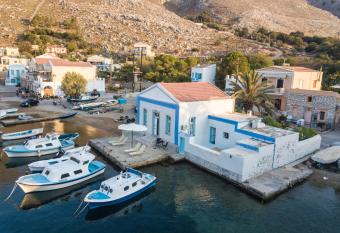 Villa Sylvia has Balcony rooms