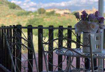 IL BLU con Vista has Balcony rooms