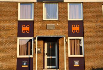 Hotel Sankt Lorenz allows 18 year olds to book a room