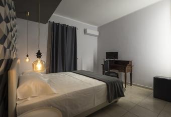 A vista ri luocci has rooms with a private hot tub