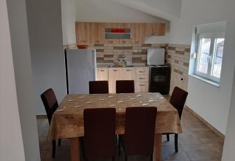 ApartmaniNS has Balcony rooms