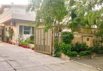 New Shelton House allows 18 year olds to book a room