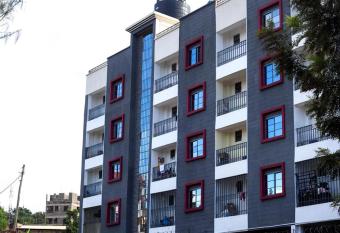 The Cedar has Balcony rooms