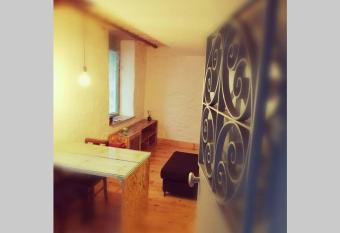 Viela alojamentos Amarante allows 18 year olds to book a room