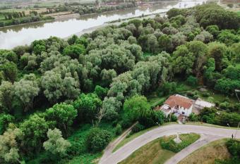 Casa Pol   has Balcony rooms