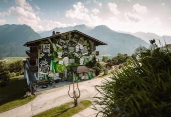 BergBaur has Balcony rooms