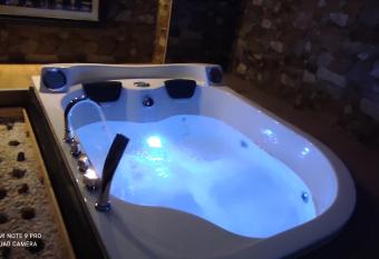 sweet home in sicily has rooms with a private hot tub