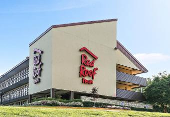 Red Roof Inn Washington DC - Columbia/Fort Meade allows 18 year olds to book a room
