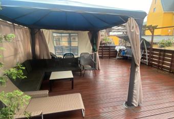 Ferienwohnung mit Terrasse allows 18 year olds to book a room