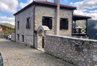 Periklis Guesthouse Anavriti. has Balcony rooms