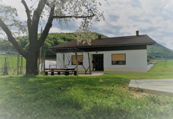 Hi  a   i  anka has Balcony rooms