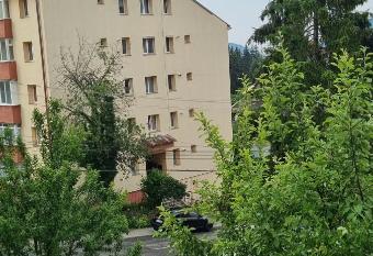 Apartament 3 camere has Balcony rooms