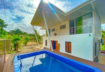 Puerto Viejo Lodge has Balcony rooms