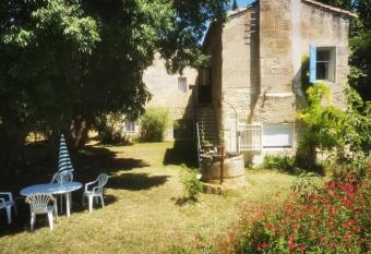 Escapade au calme avec jardin, 2 pers, CLIM WIFI allows 18 year olds to book a room