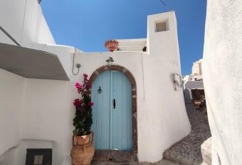 Casanova s house has Balcony rooms