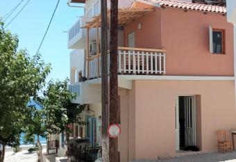 Kallithea Beach Apartments has Balcony rooms