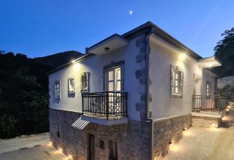 Skala luxury rooms has Balcony rooms