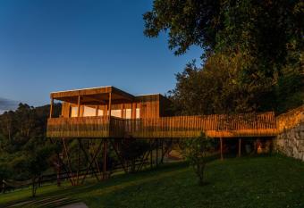 Cabanas de Canduas has Balcony rooms