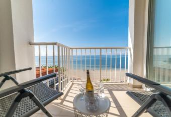 San Pedro del Pinatar has Balcony rooms