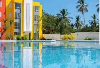 El Arrecife: Apartamento con alberca a 10 minutos de la playa allows 18 year olds to book a room