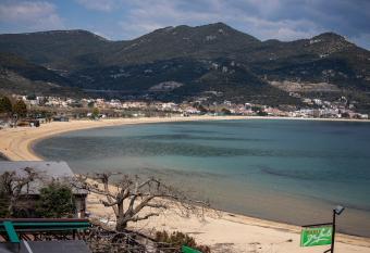 Seaview studio has Balcony rooms