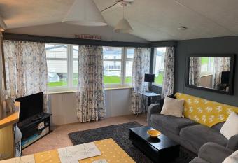 Lakeside has Balcony rooms